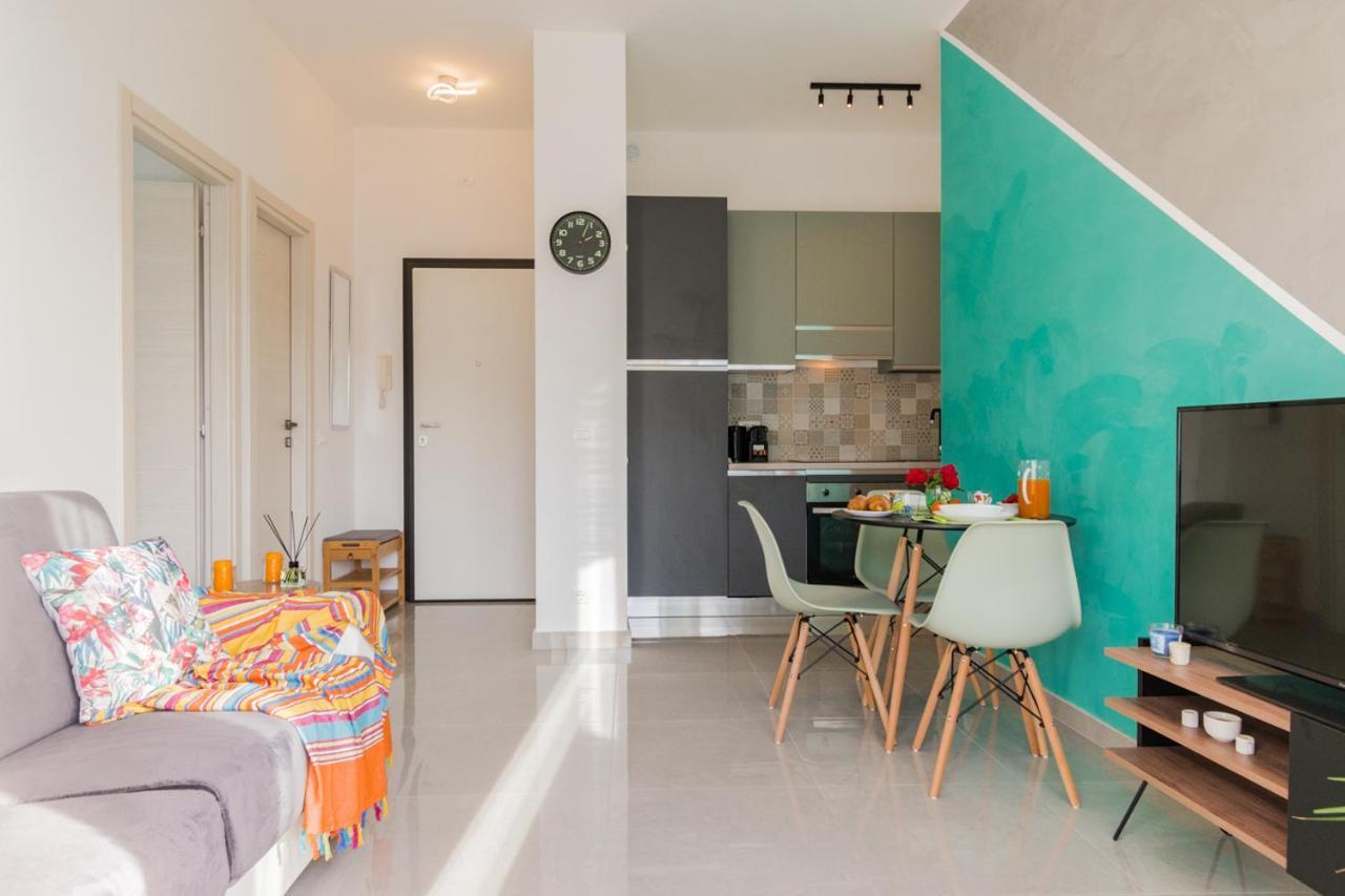 Casa Acqua Marina - 1 Min From The Sea, Wi-Fi & Air Conditioning, Sea View Balcony Bordighera Eksteriør bilde
